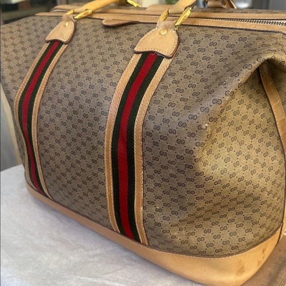 Vintage Authentic Gucci Monogram GG Web Travel Bag Red/Green Stripes EUC - Picture 3 of 16